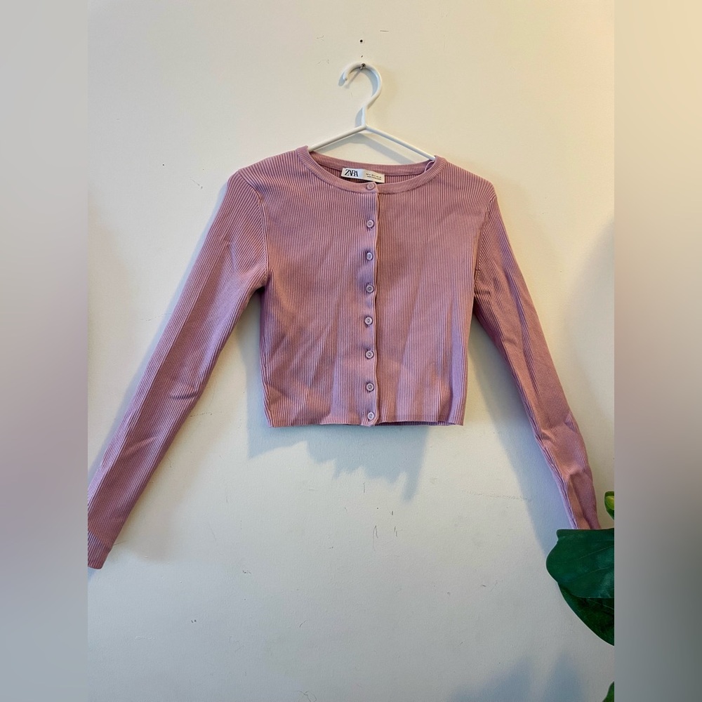 Zara Ribbed Cropped Cardigan – Size Medium | Lilac